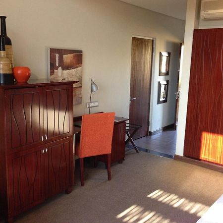 Maropeng Boutique Hotel Магалисбург Номер фото